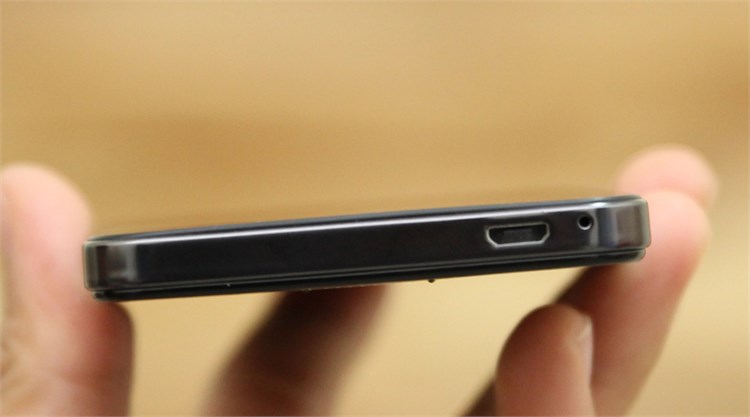 Điện thoại Q-Smart Dream EI