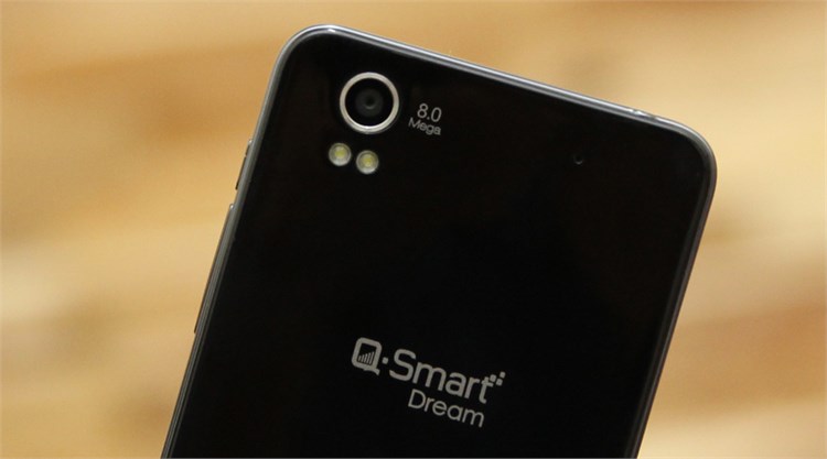 Điện thoại Q-Smart Dream EI