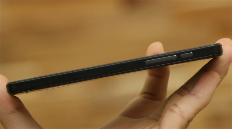 Điện thoại Q-Smart Dream EIII