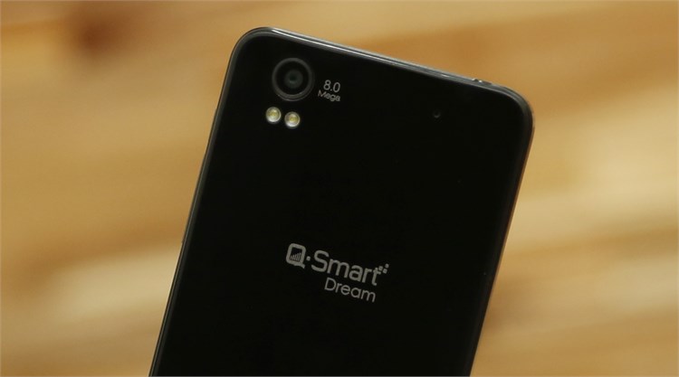 Điện thoại Q-Smart Dream EIII