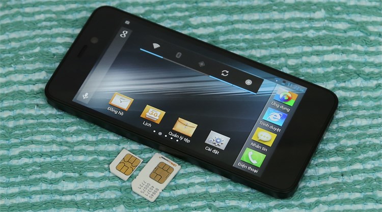 Điện thoại Q-Smart Dream EIII