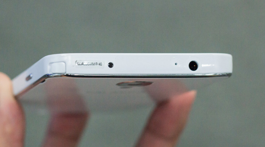 Điện thoại Samsung Galaxy J