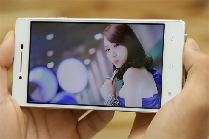 Điện thoại OPPO R1 R829