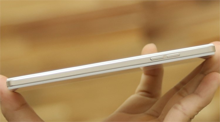 Điện thoại OPPO R1 R829