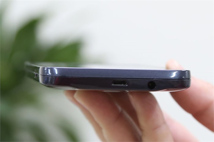 Điện thoại Lenovo A680 Màu Đen