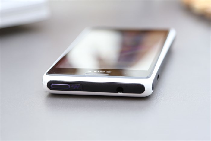 Điện thoại Sony Xperia E1