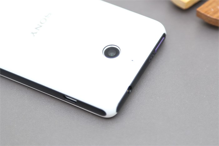 Điện thoại Sony Xperia E1