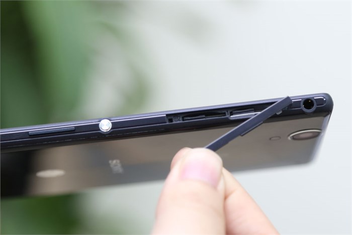 Điện thoại Sony Xperia T2 Ultra Màu Đen