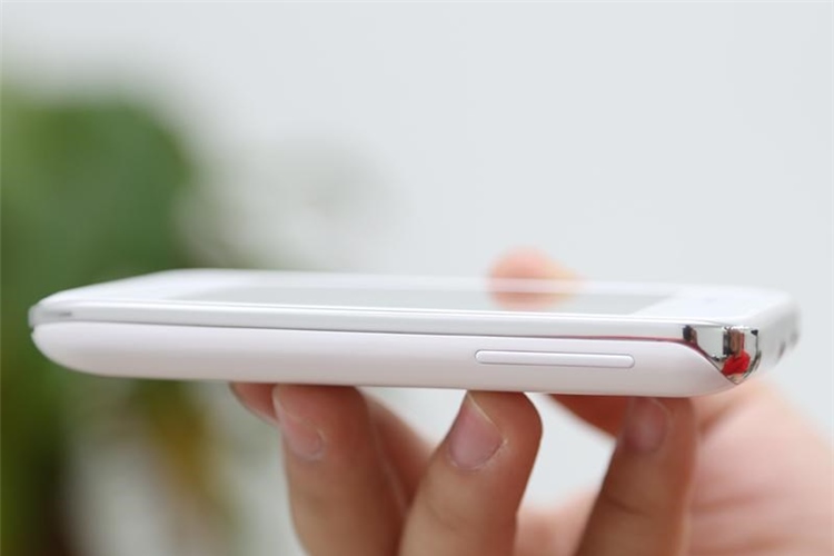 Điện thoại Gionee Pioneer P1