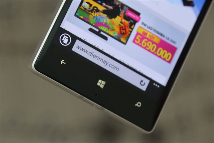 Điện thoại Nokia Lumia 930