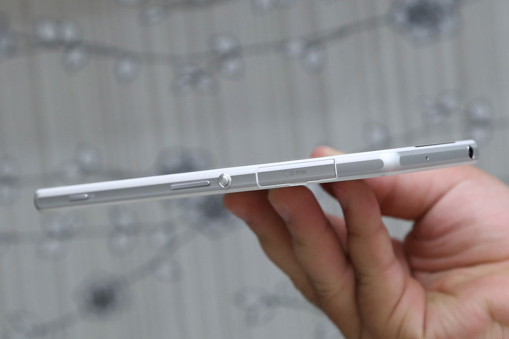 Điện thoại Sony Xperia Z2