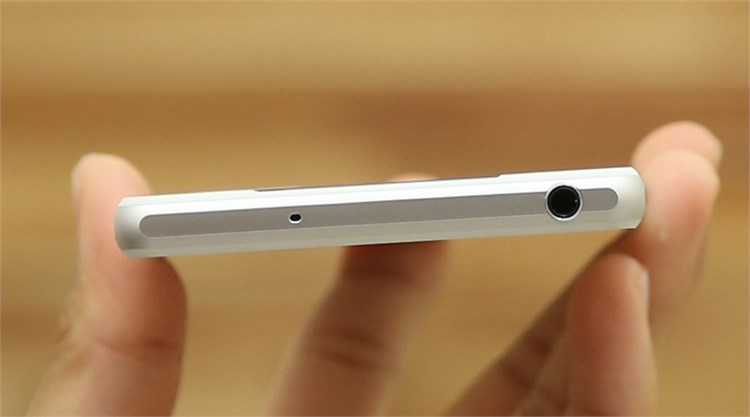 Điện thoại Sony Xperia Z2