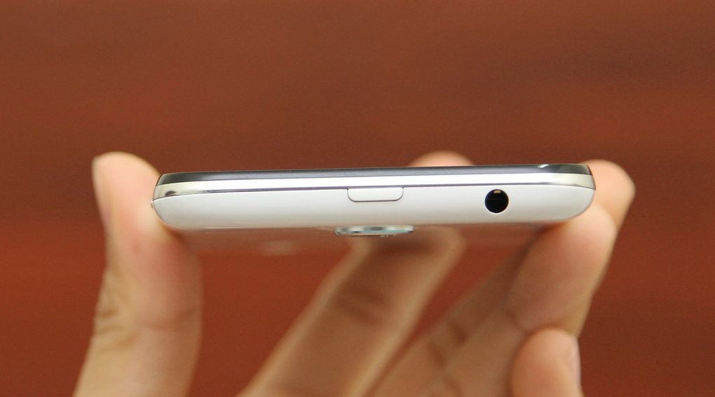 Điện thoại Lenovo A859