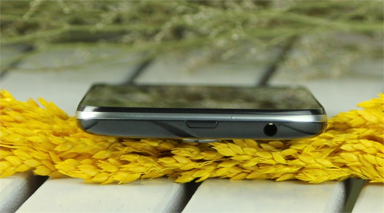 Điện thoại Lenovo A859