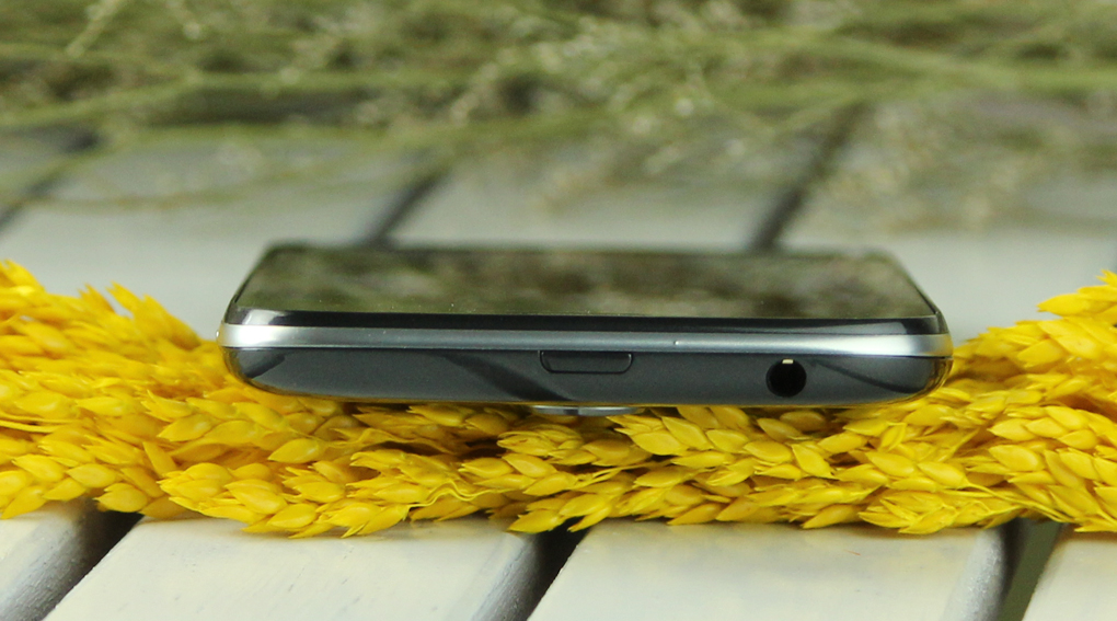 Điện thoại Lenovo A859
