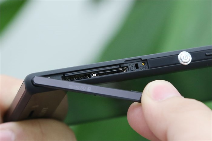 Điện thoại Sony Xperia M2