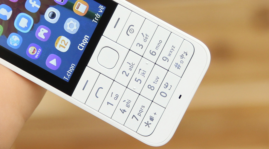 Bàn phím nhạy, phản hồi nhẹ nhàng với thiết kế liền mạch hạn chế bụi, nước xâm nhập vào bên trong.