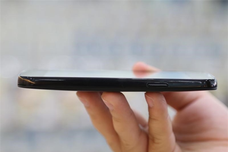 Điện thoại Mobiistar Touch Bean 452C Màu Đen