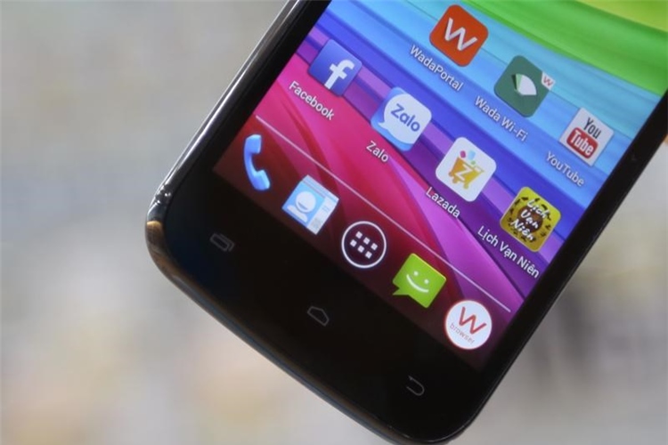 Điện thoại Mobiistar Touch Bean 452C Màu Đen