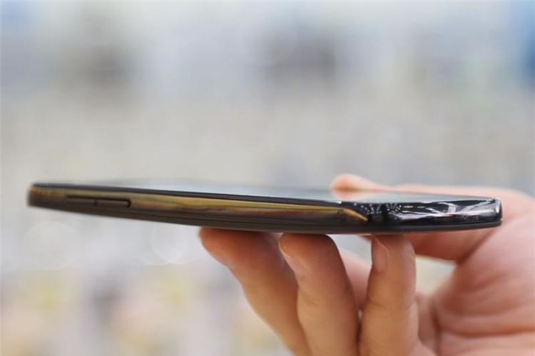 Điện thoại Mobiistar Touch Bean 452C Màu Đen