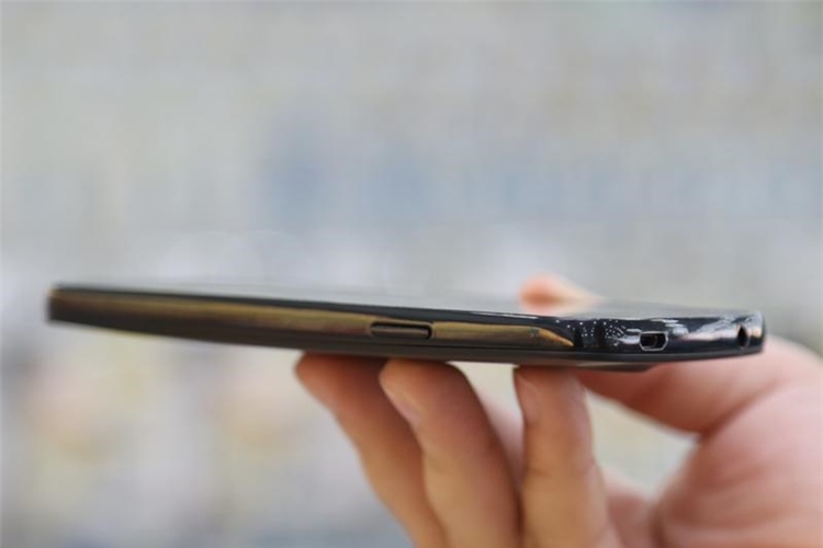 Điện thoại Mobiistar Touch Bean 452C Màu Đen