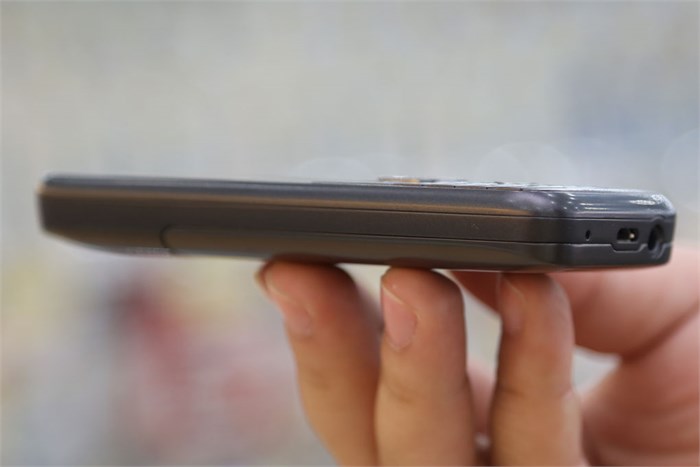 Điện thoại Q-Mobile LIM 03