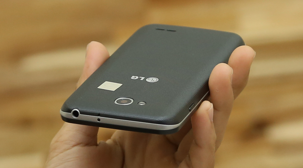 Điện thoại LG L90 Dual D410 Màu Đen