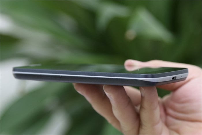 Điện thoại LG L90 Dual D410 Màu Đen