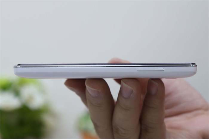 Điện thoại OPPO Joy R1001