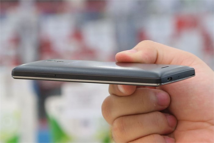 Điện thoại OPPO Joy R1001