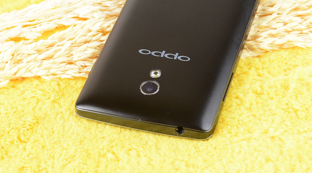 Điện thoại OPPO Joy R1001