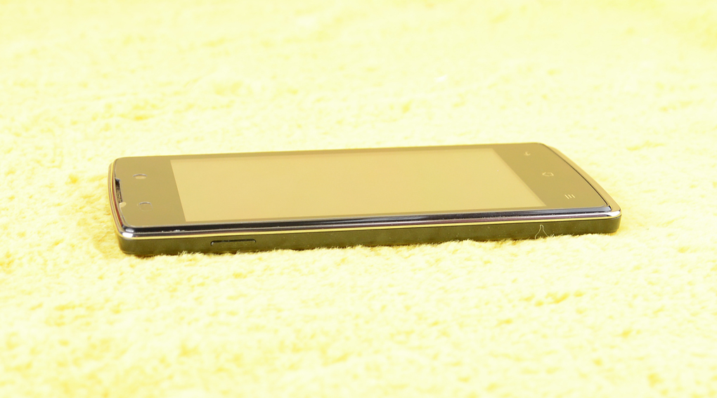 Điện thoại OPPO Joy R1001