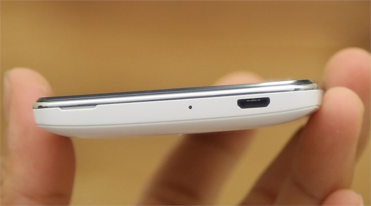 Điện thoại OPPO Joy R1001