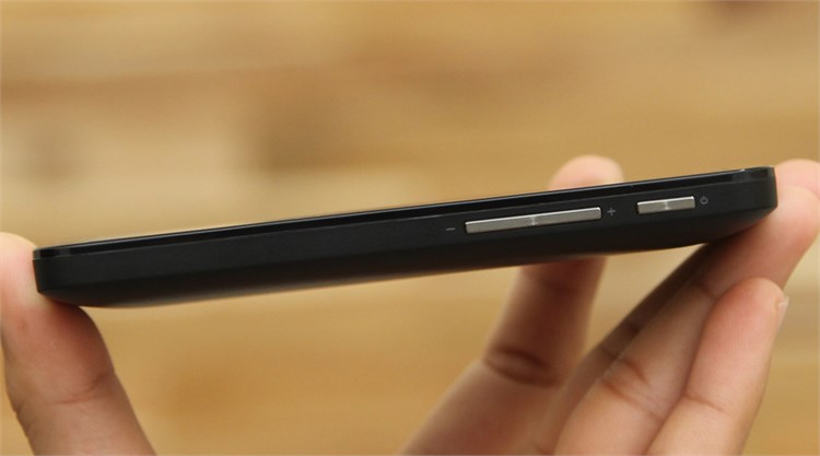 Điện thoại Asus Zenfone 4