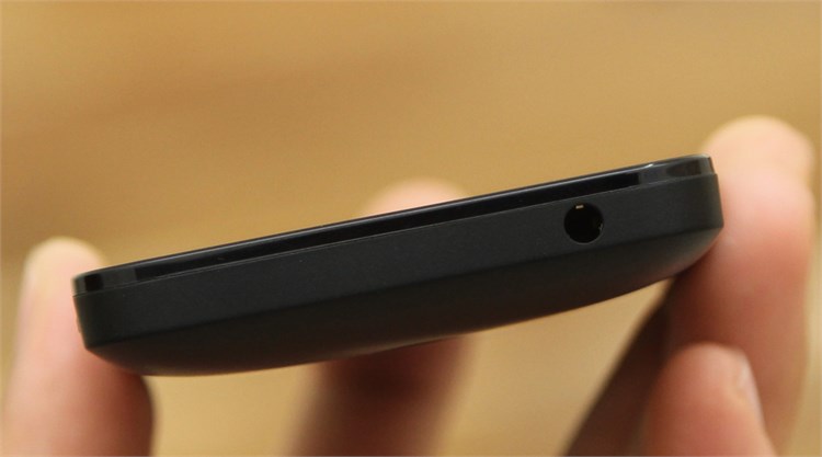 Điện thoại Asus Zenfone 4