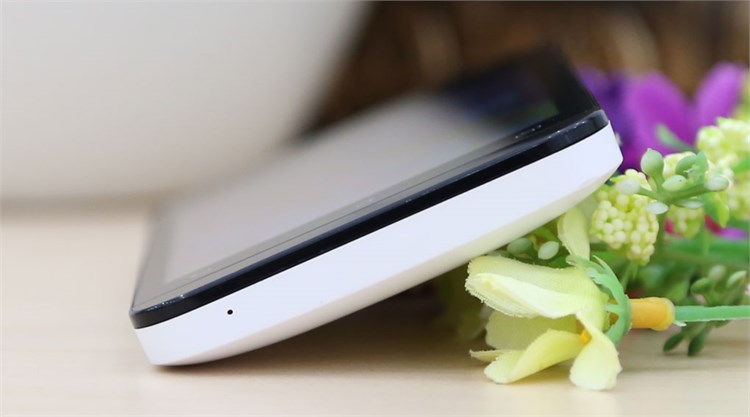 Điện thoại Asus Zenfone 4