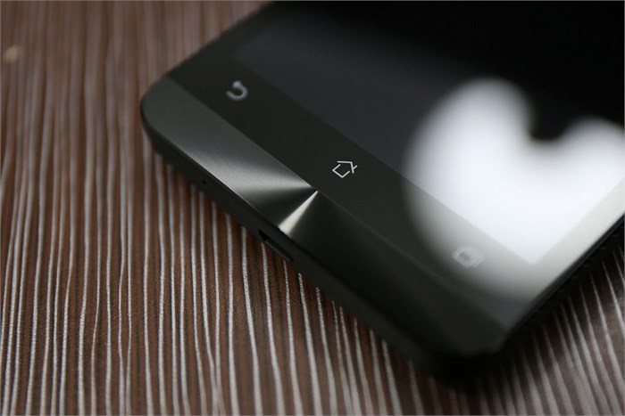 Điện thoại Asus Zenfone 5