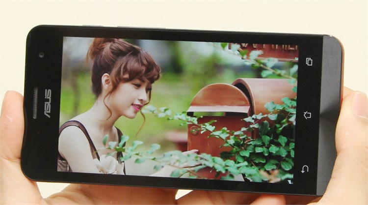 Điện thoại Asus Zenfone 5