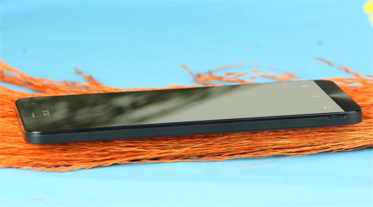 Điện thoại Asus Zenfone 5