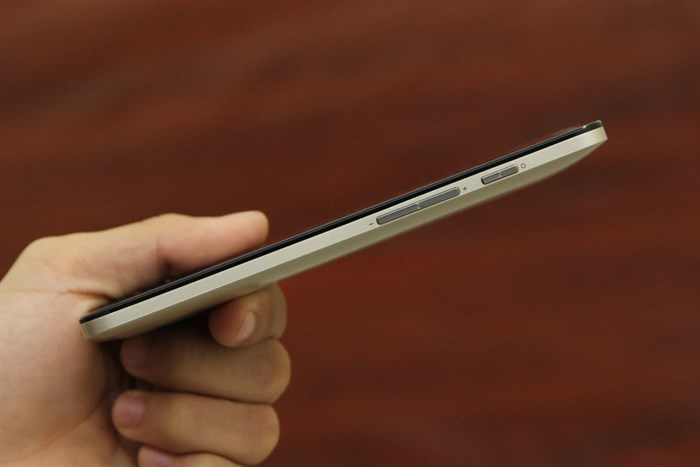 Điện thoại Asus Zenfone 5