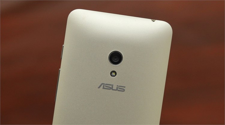 Điện thoại Asus Zenfone 5