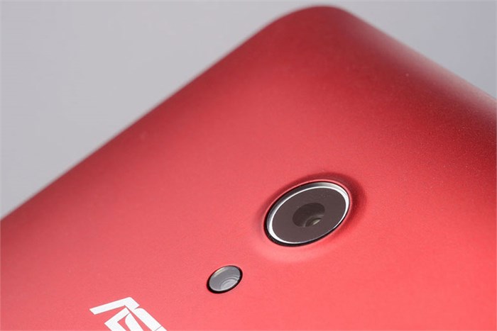 Điện thoại Asus Zenfone 6 A601