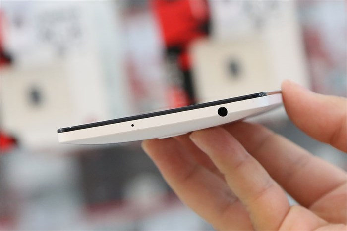 Điện thoại Asus Zenfone 6 A601