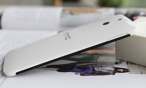 HTC One E8