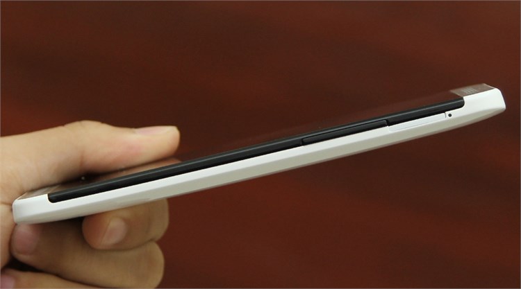 Điện thoại HTC One E8