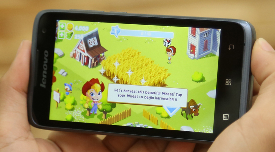 <p>Cấu h&igrave;nh 4 nh&acirc;n, tốc độ 1.3 GHz mạnh mẽ để bạn c&oacute; thể c&ugrave;ng l&uacute;c nghe nhạc, chơi game, cập nhật Facebook kh&aacute; mượt m&agrave;, kh&ocirc;ng giật lag.</p>