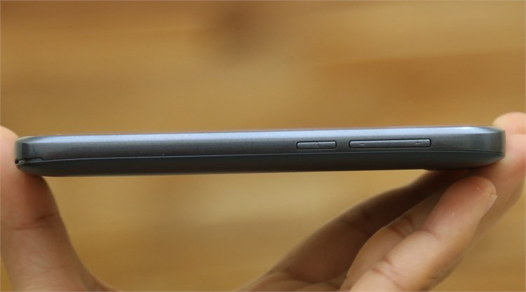 Điện thoại Lenovo A526