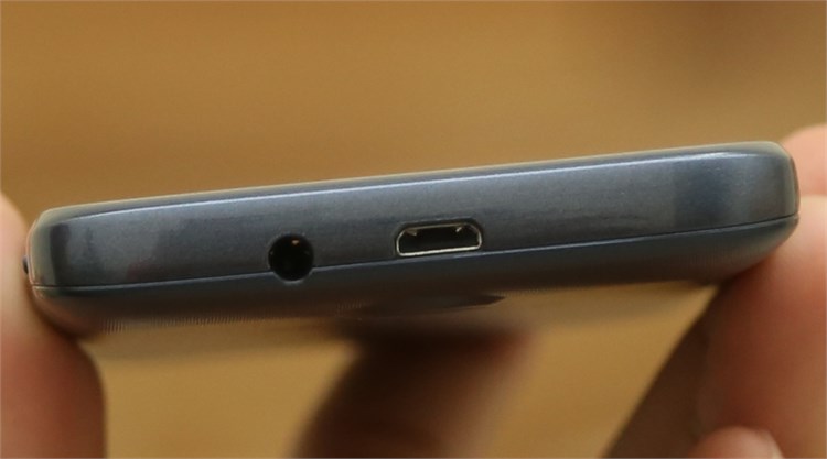 Điện thoại Lenovo A526