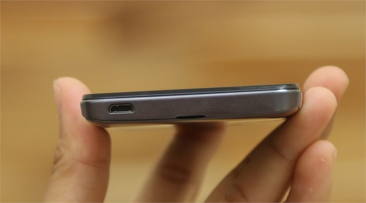 Điện thoại Lenovo S660 Màu Xám