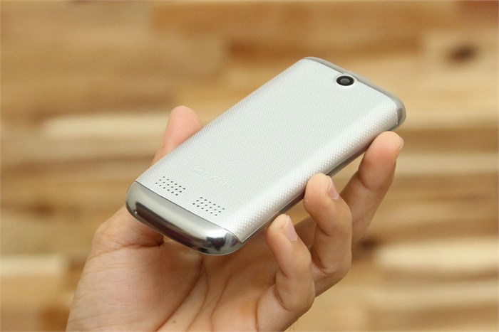 Điện thoại Q-Mobile Q150